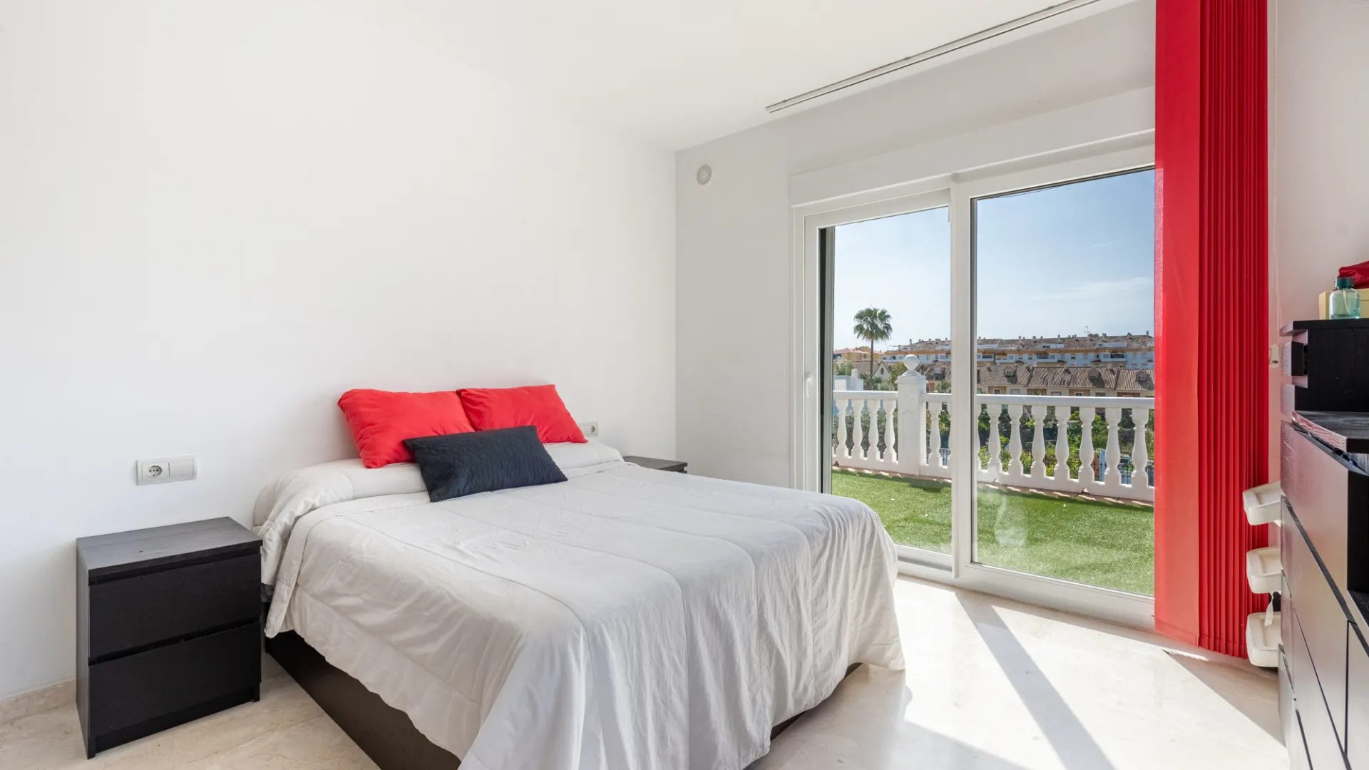For sale villa in San Pedro de Alcantara