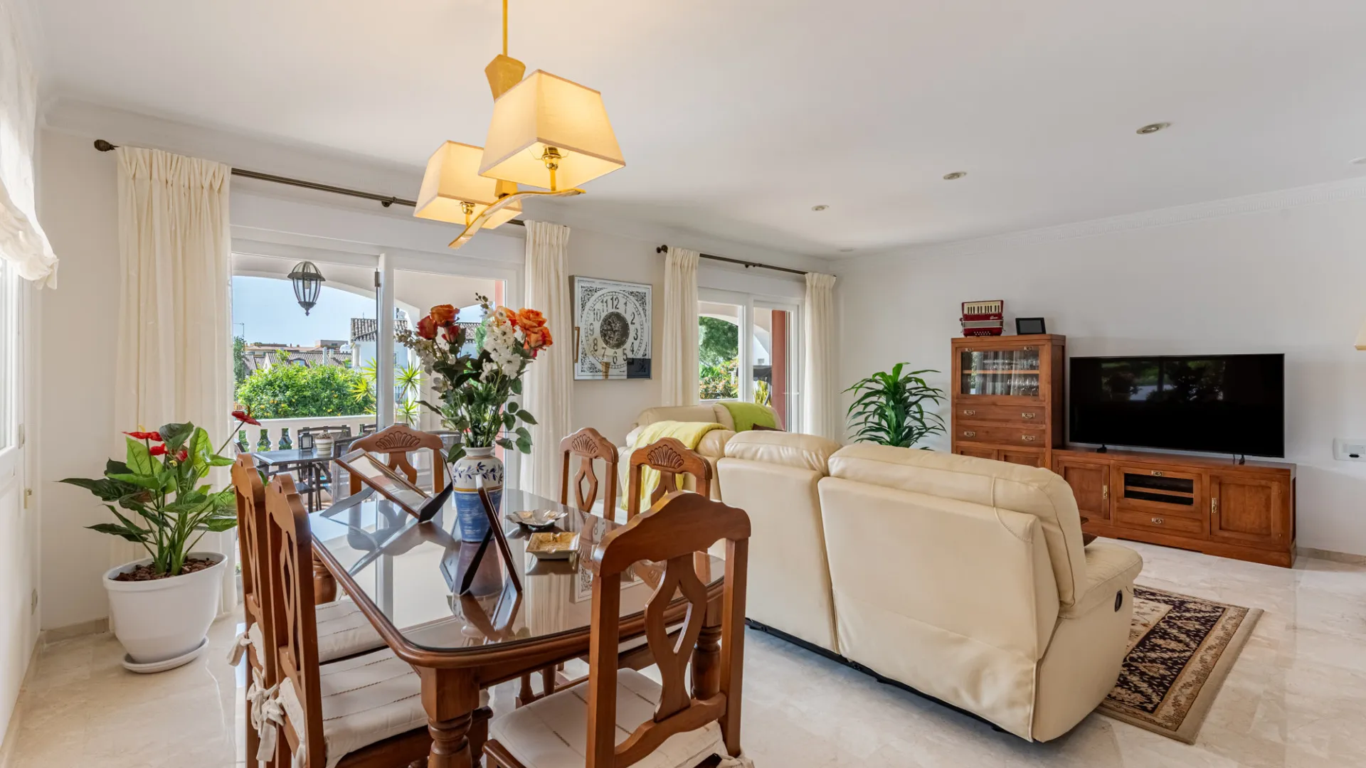 For sale villa in San Pedro de Alcantara