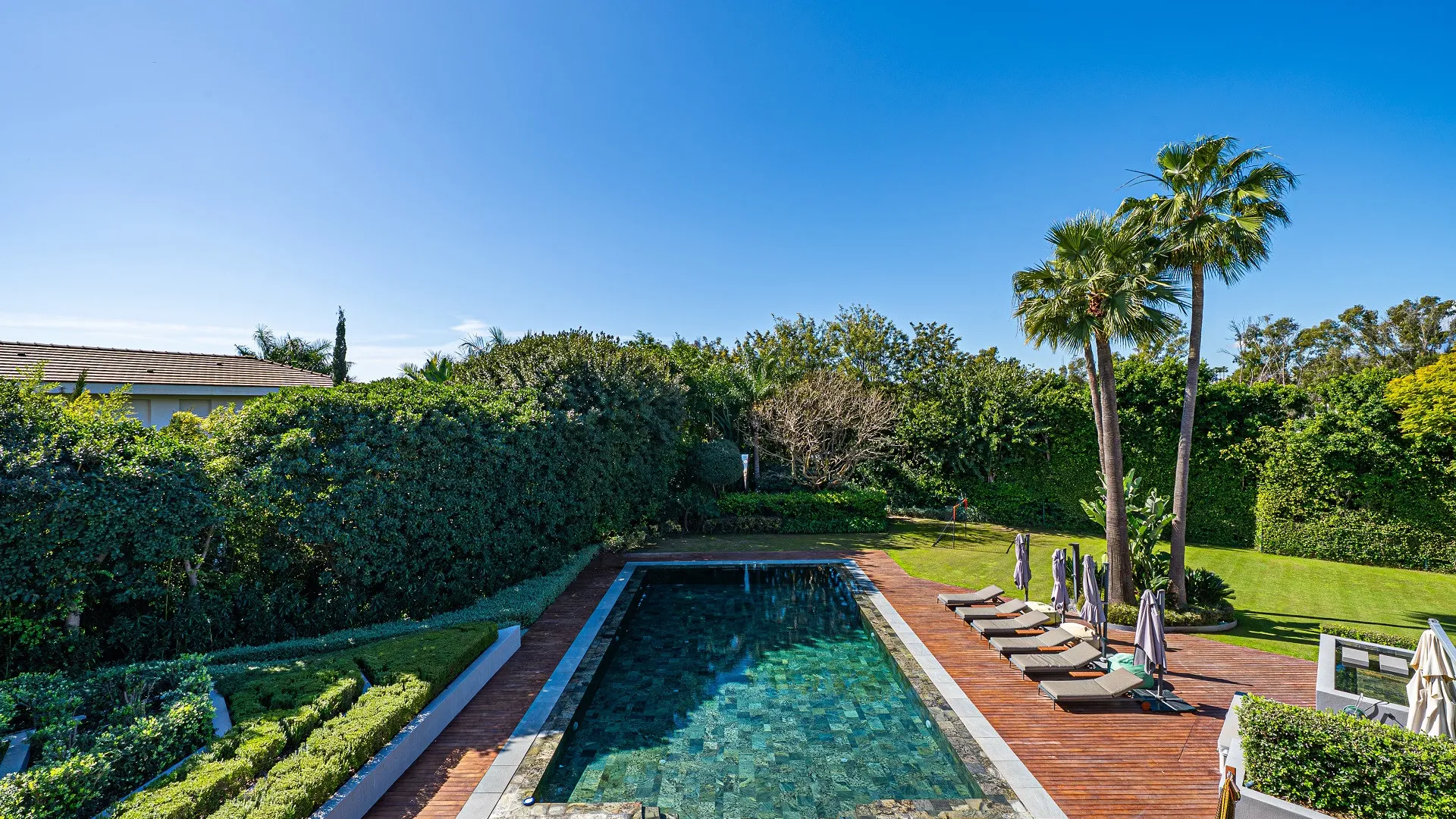 For sale villa in Guadalmina Baja