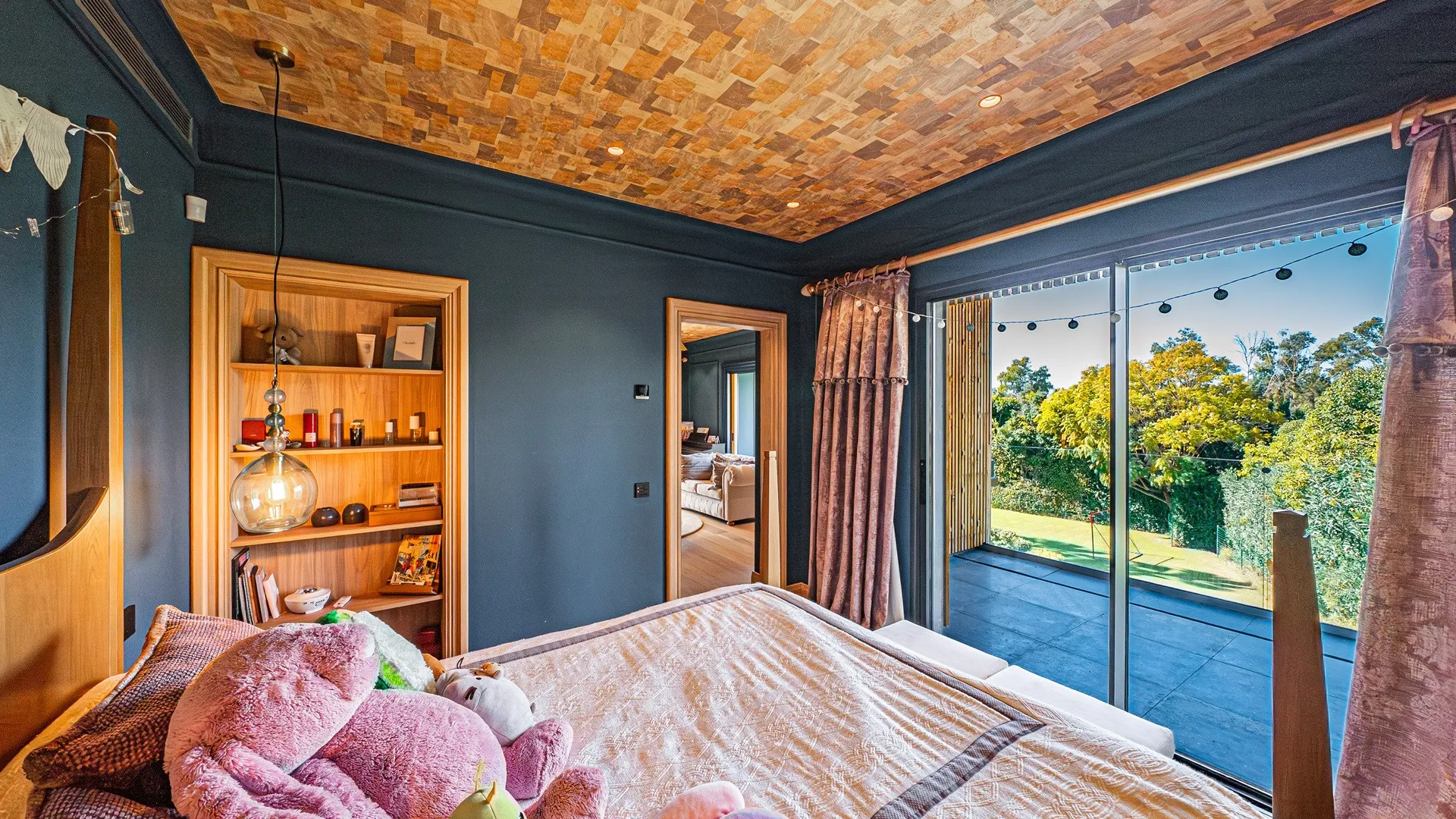 For sale villa in Guadalmina Baja