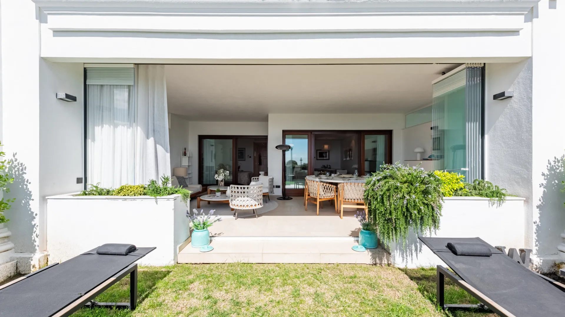 Doncella Beach apartment for sale