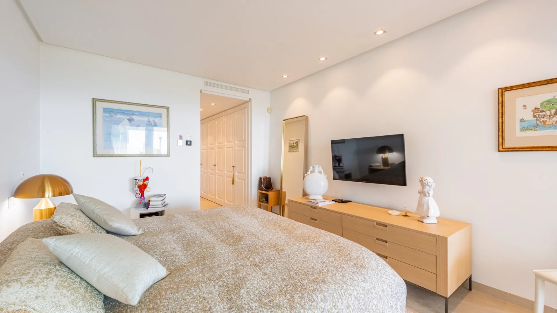 Doncella Beach apartment for sale
