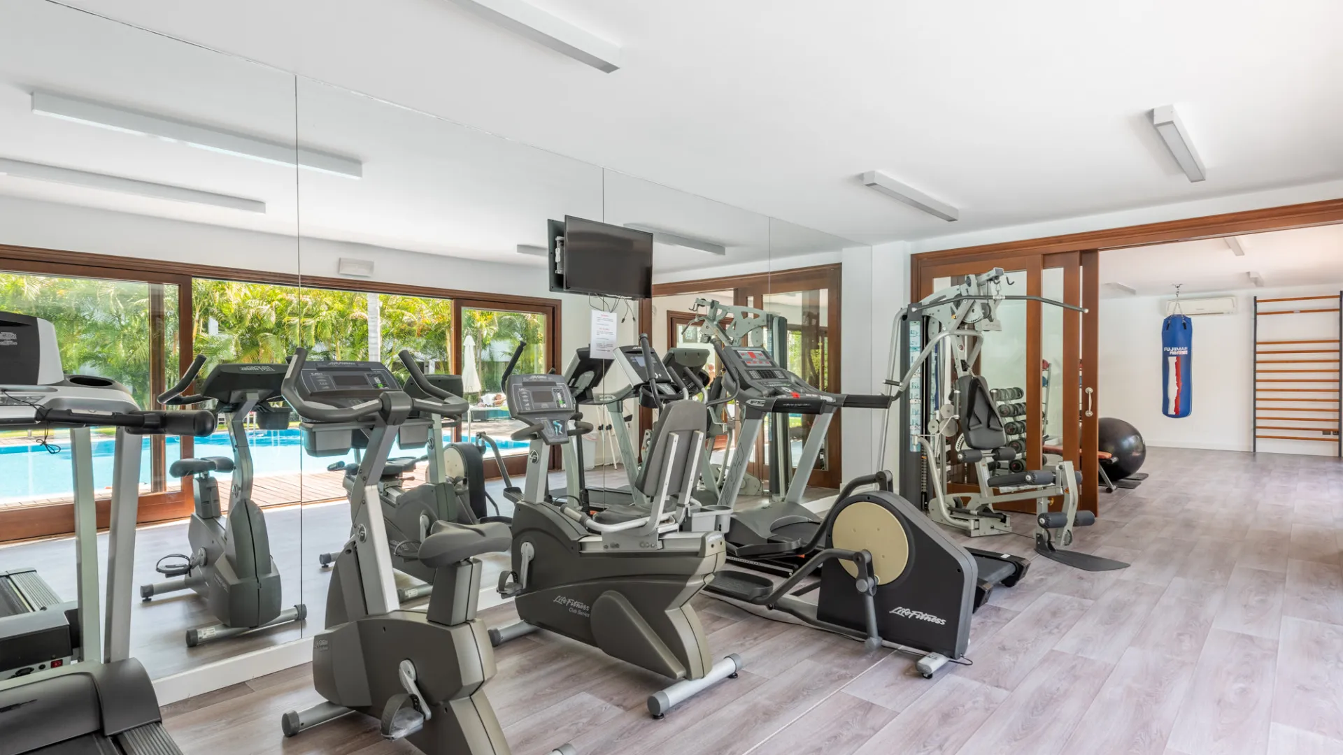 Doncella Beach apartment for sale