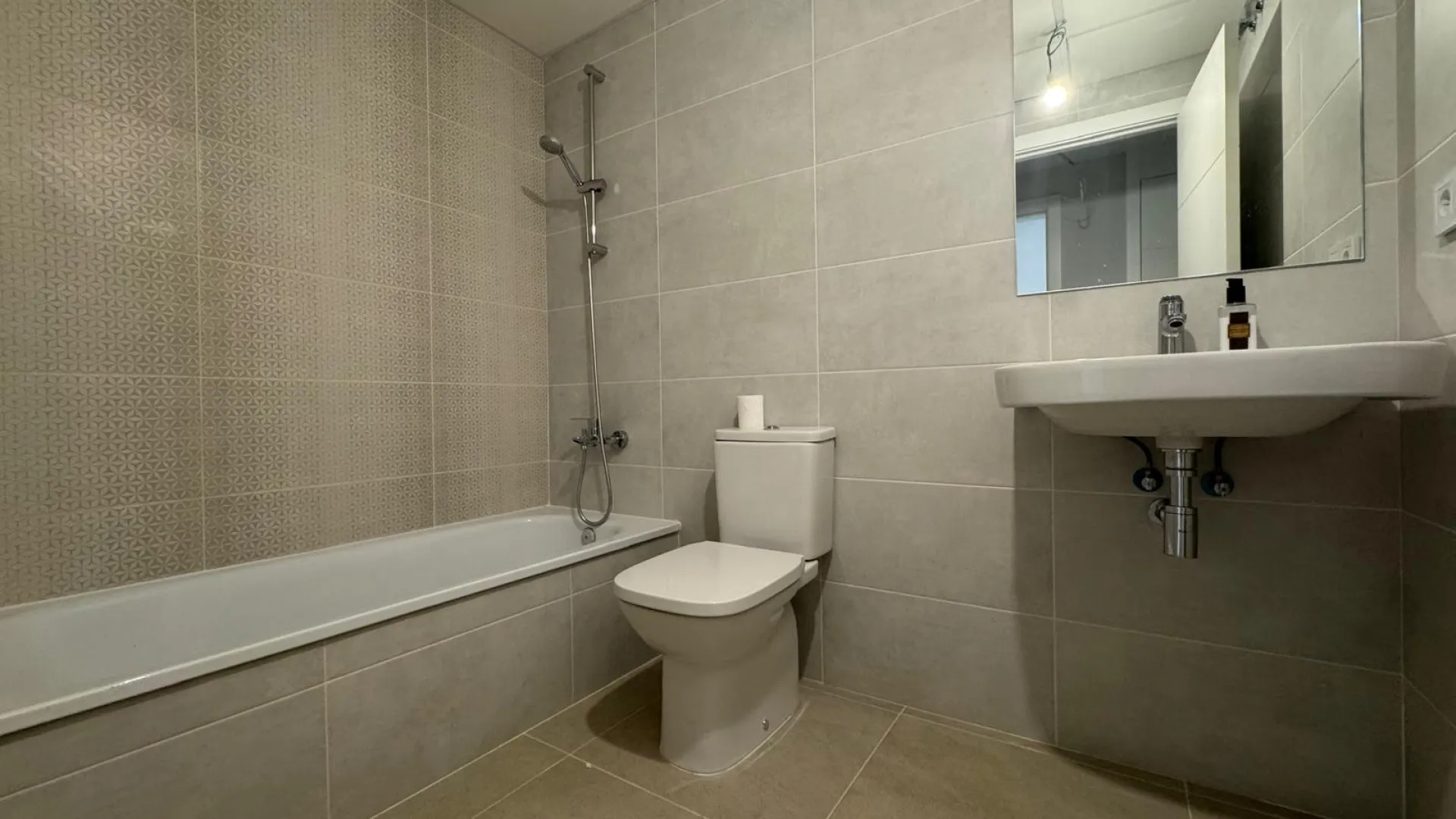 Se vende apartamento en Las Joyas con 2 dormitorios