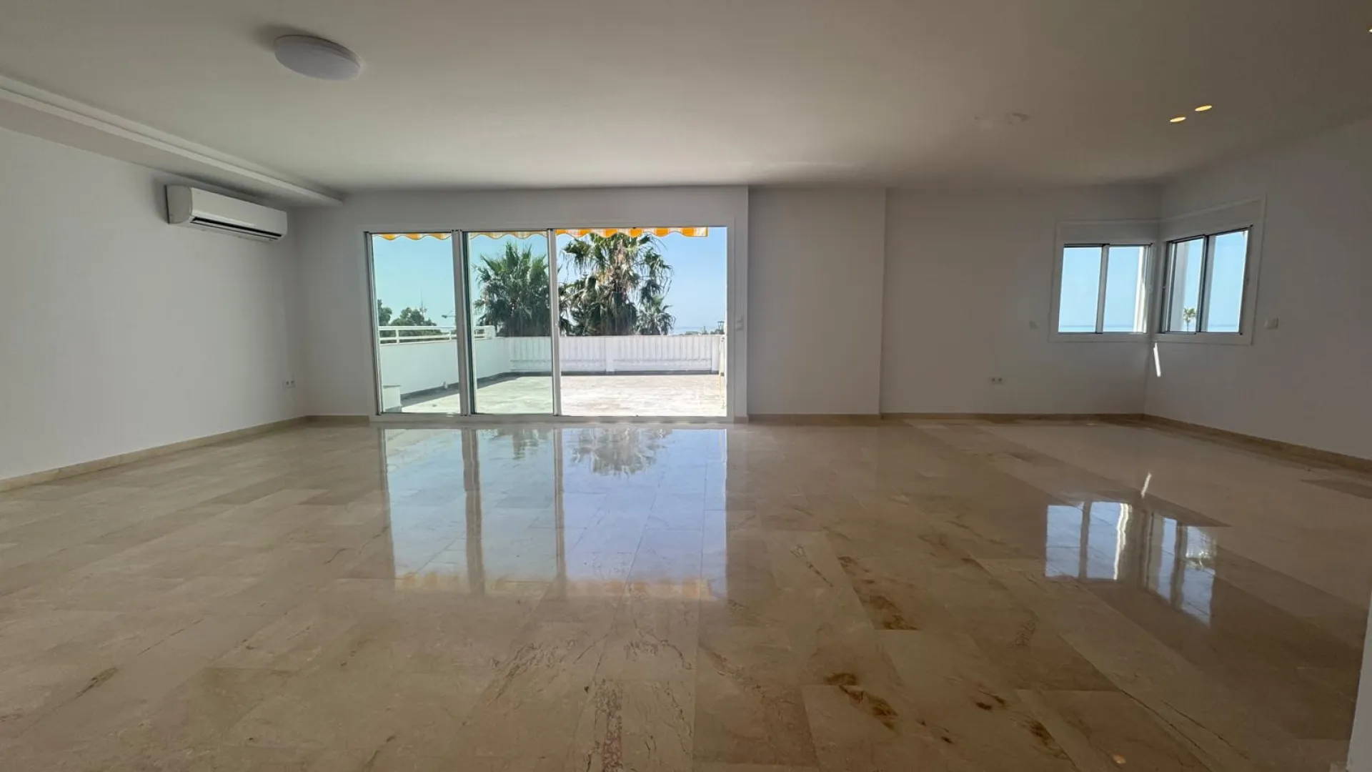 Atalaya apartment for sale