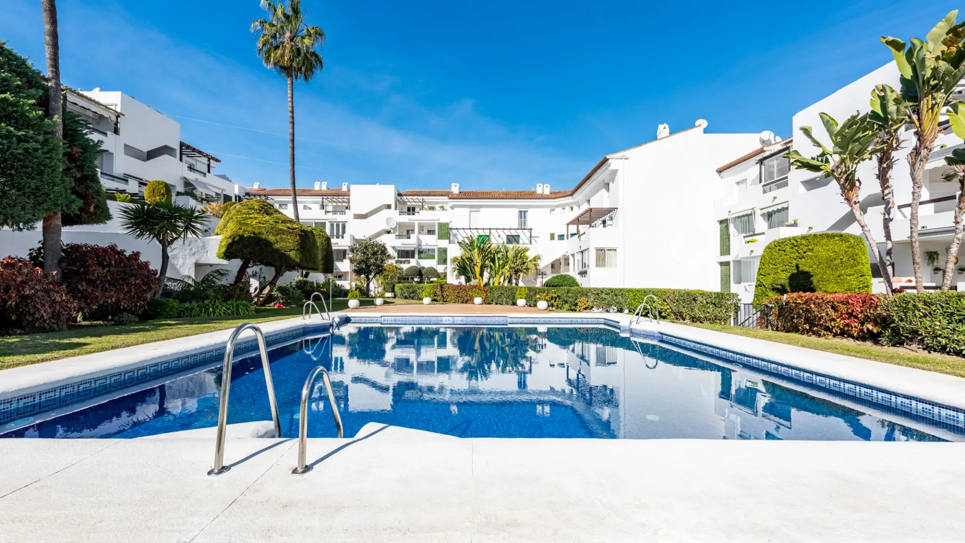 Bel Air apartment for sale