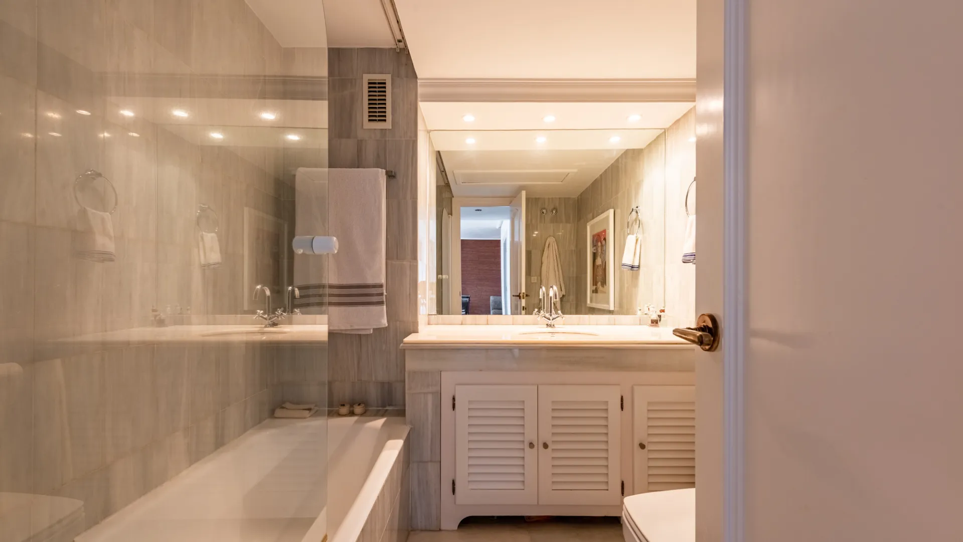 Bel Air apartment for sale