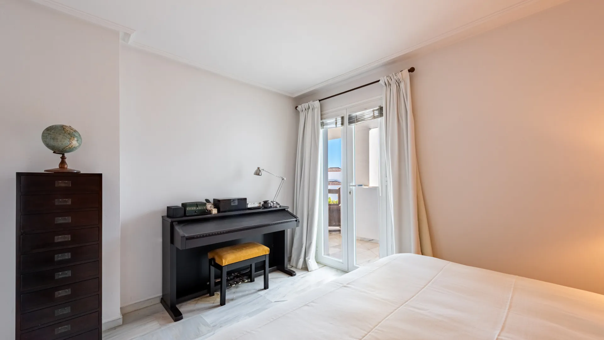 Bel Air apartment for sale