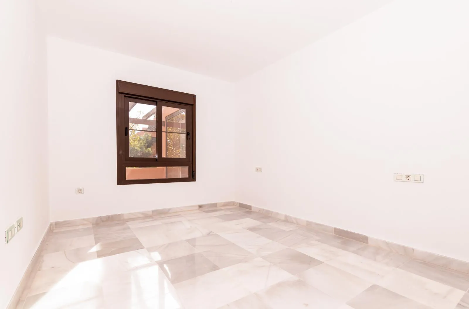 Comprar apartamento de 4 dormitorios en Hacienda del Sol