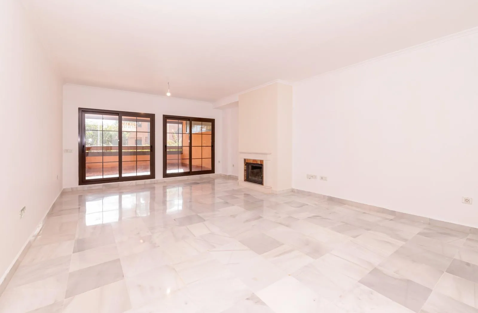 Comprar apartamento de 4 dormitorios en Hacienda del Sol