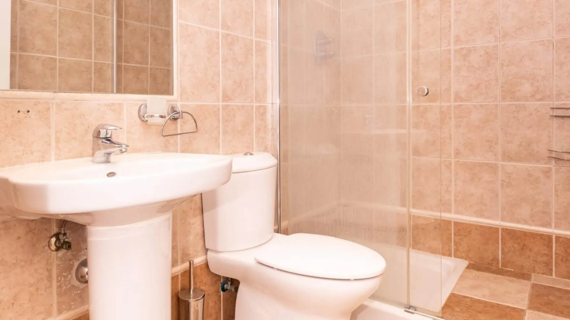 Comprar apartamento de 4 dormitorios en Hacienda del Sol