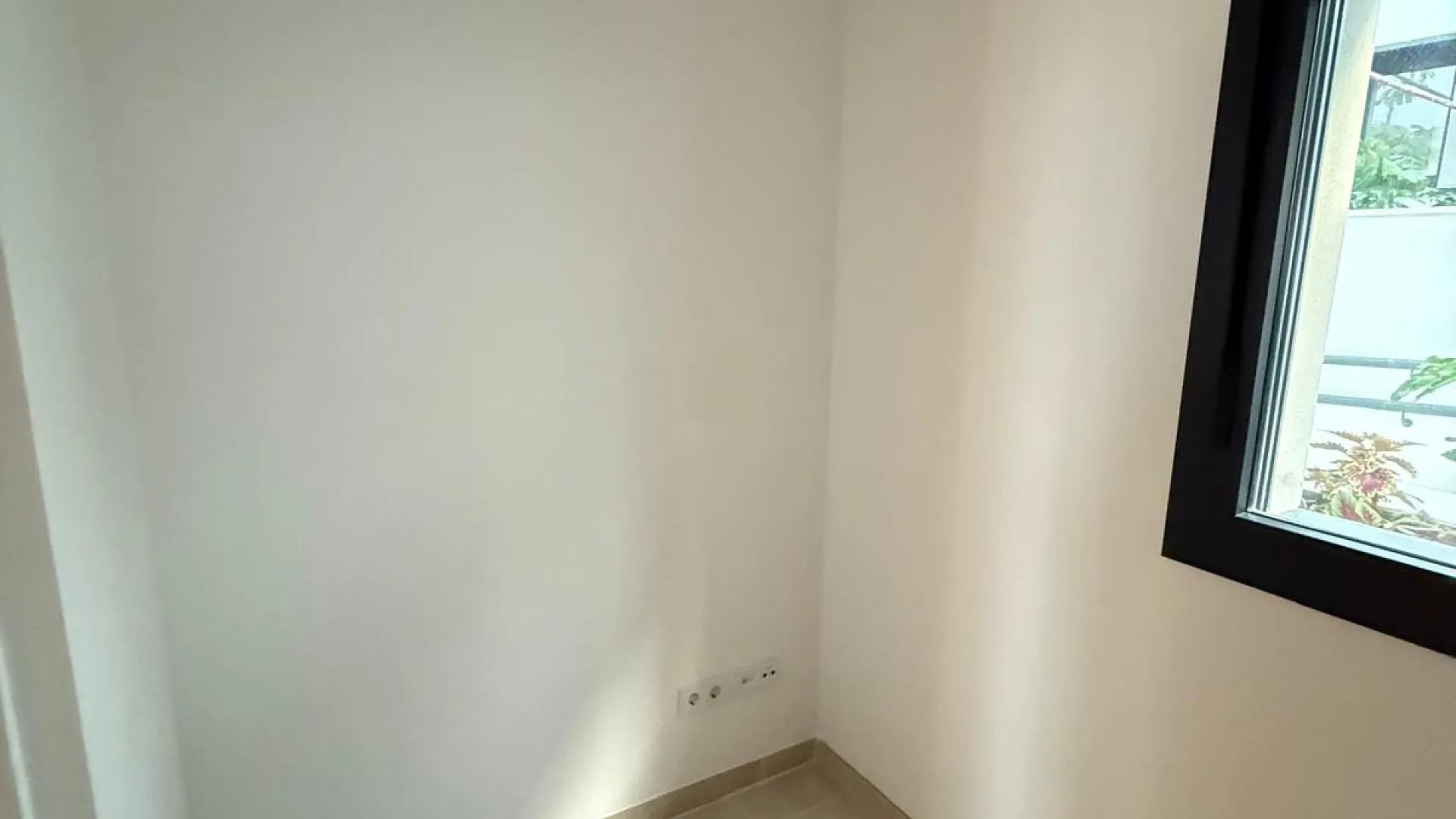 Comprar apartamento en Estepona Centro con 2 dormitorios