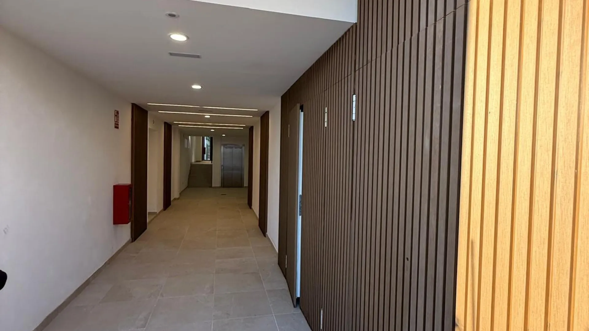 Comprar apartamento en Estepona Centro con 2 dormitorios