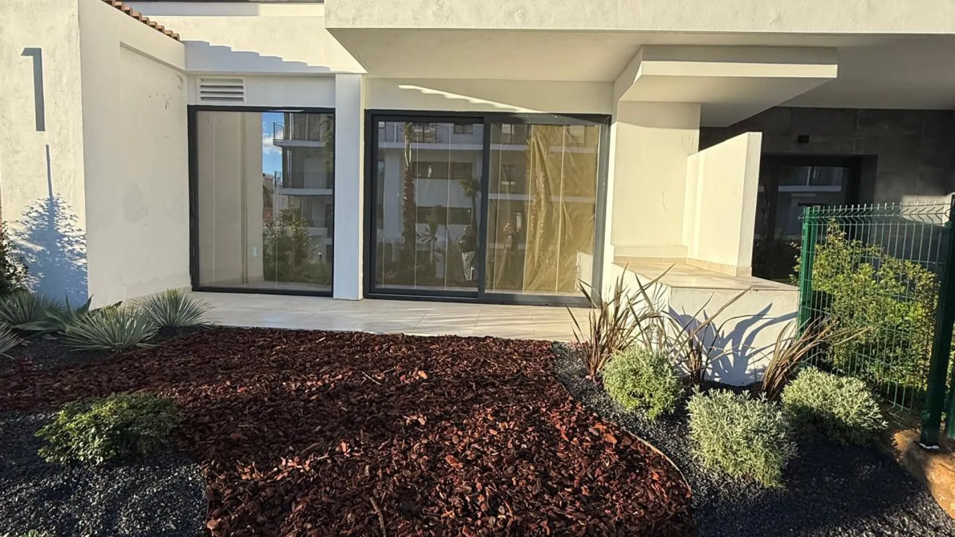 Comprar apartamento en Estepona Centro con 2 dormitorios