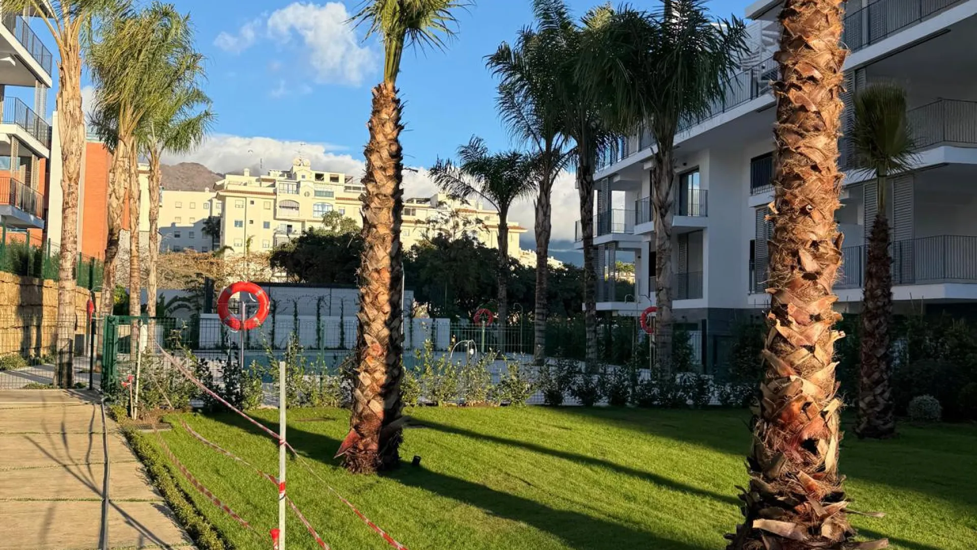 Comprar apartamento en Estepona Centro con 2 dormitorios