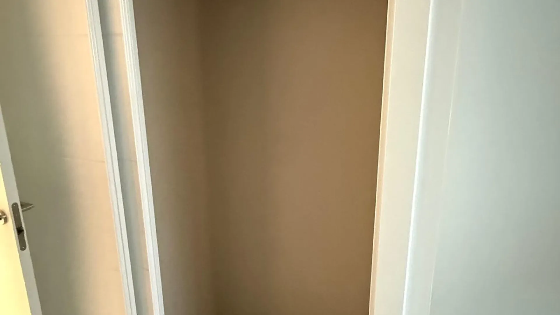 Comprar apartamento en Estepona Centro con 2 dormitorios