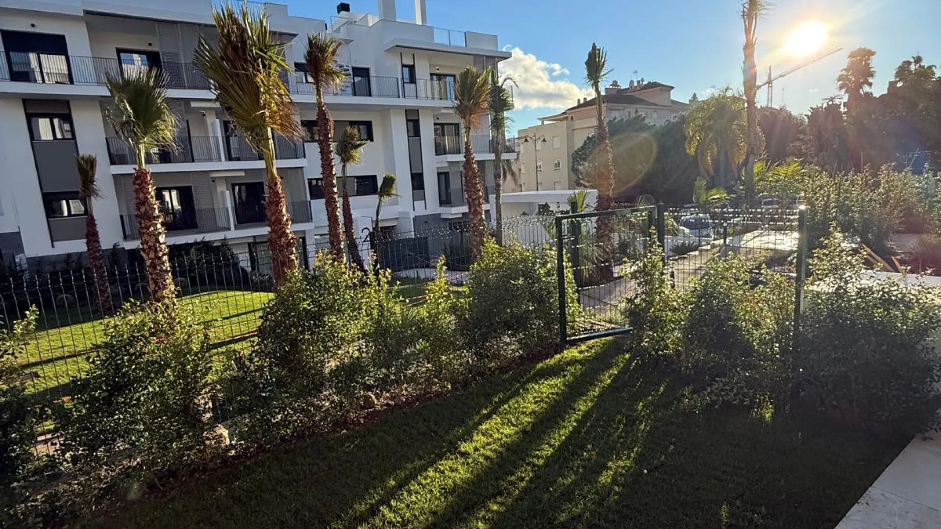 Comprar apartamento en Estepona Centro con 2 dormitorios