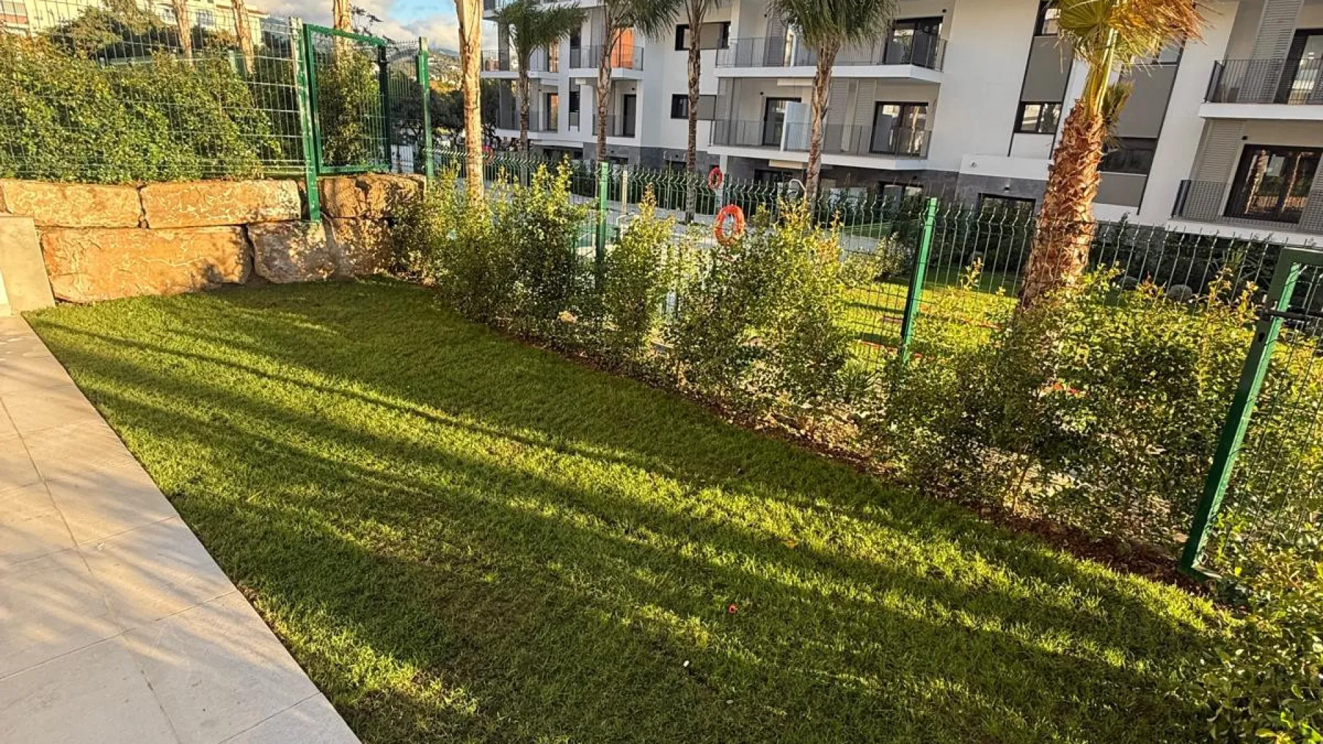 Comprar apartamento en Estepona Centro con 2 dormitorios