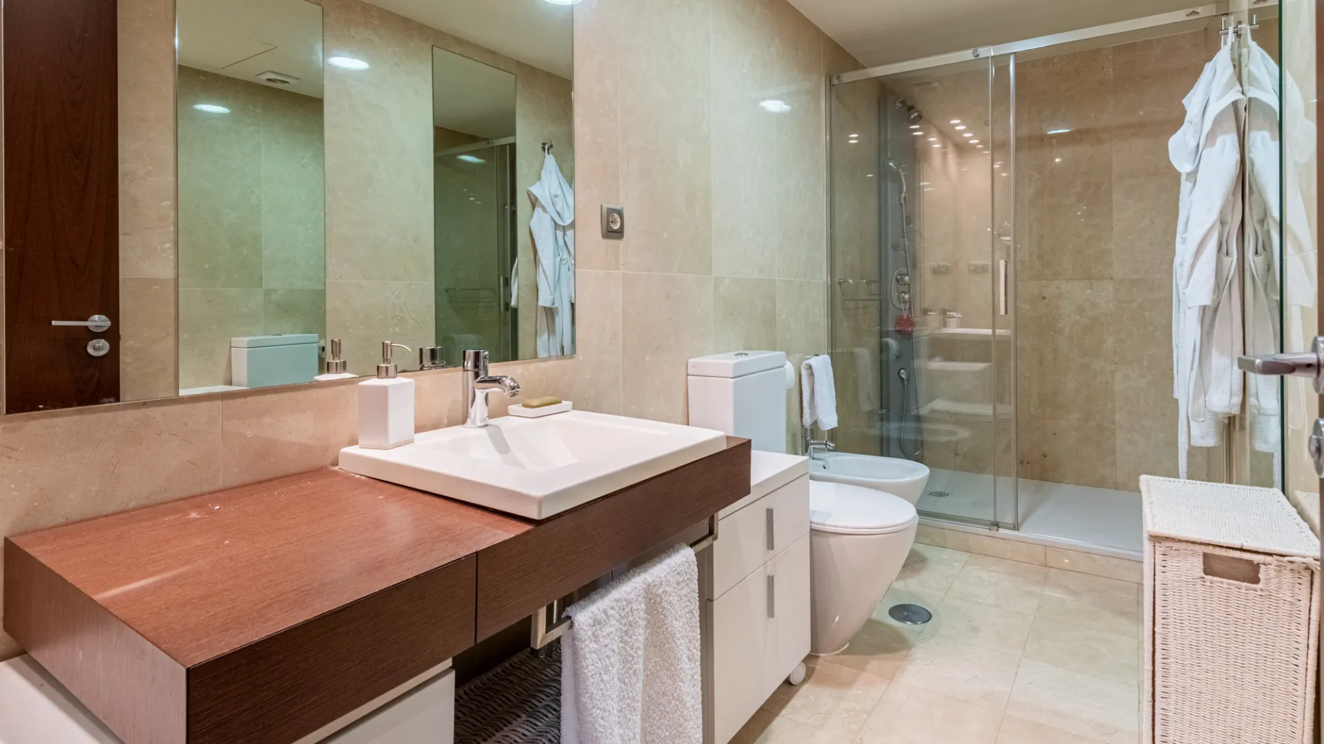 For sale apartment in Medina de Banús