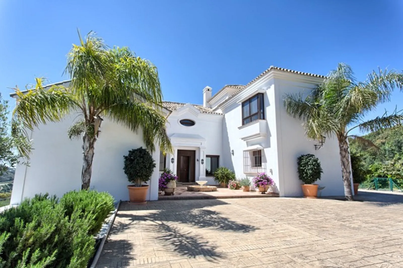 For sale Marbella Club Golf Resort 5 bedrooms villa