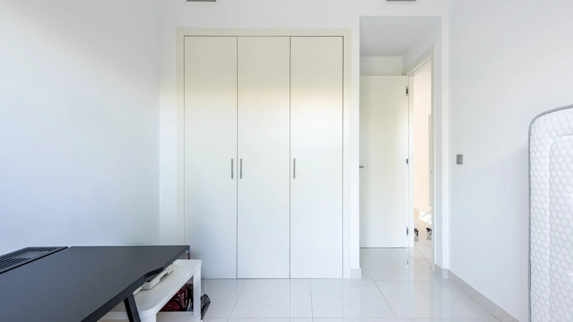 3 bedrooms Belaire apartment for sale
