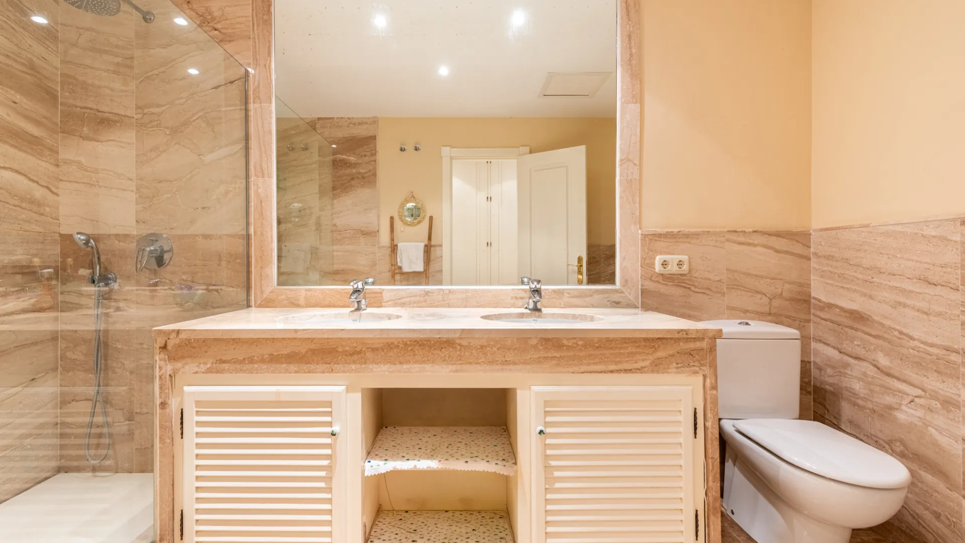 Alhambra del Golf, apartamento de 2 dormitorios en venta