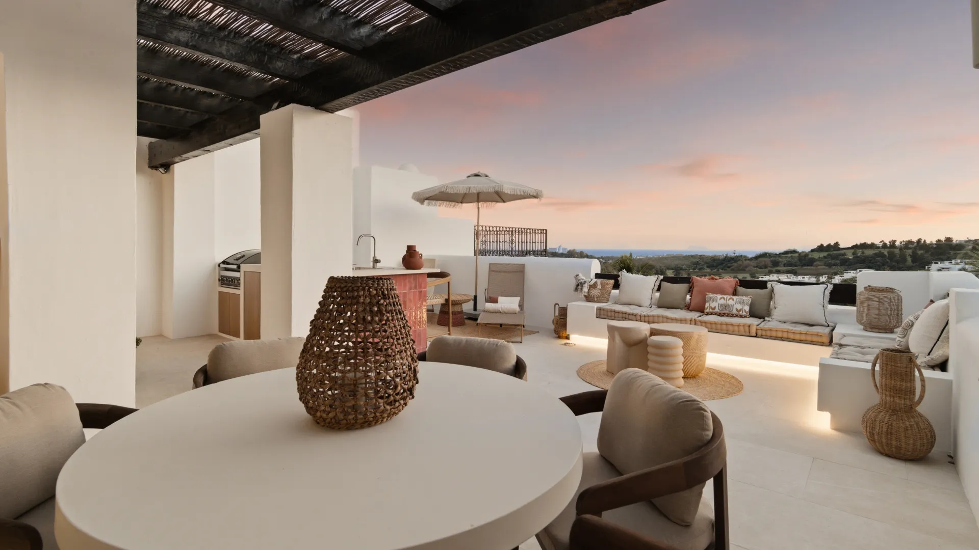 3 bedrooms penthouse for sale in Lomas del Marqués