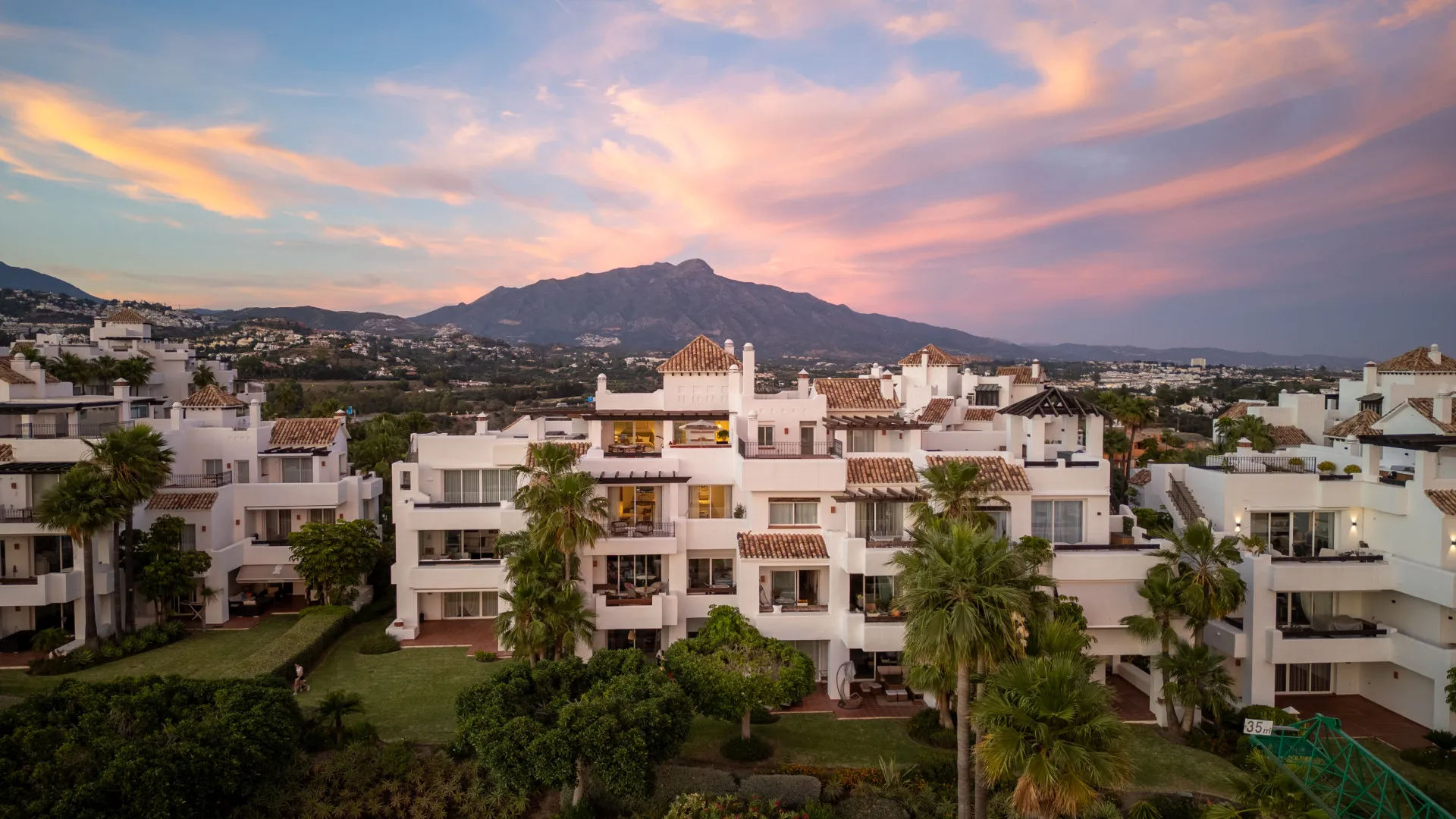 3 bedrooms penthouse for sale in Lomas del Marqués