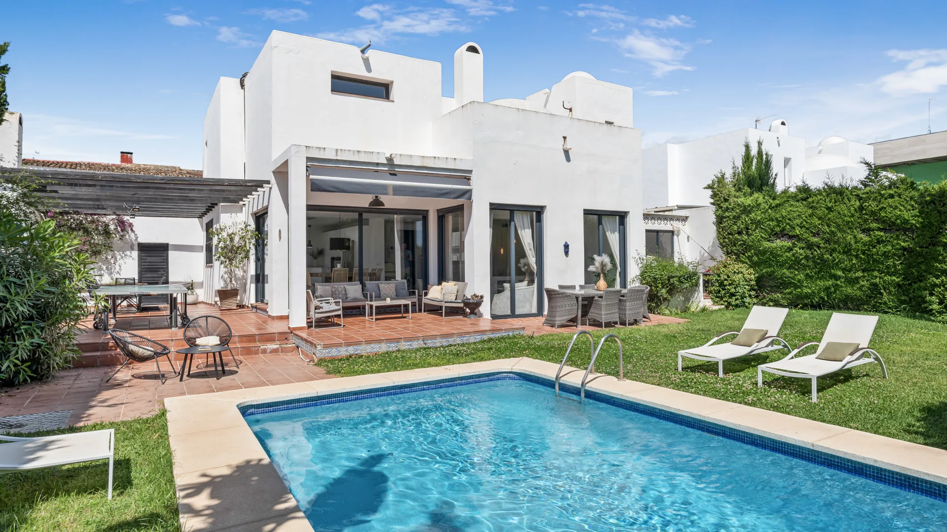 Villa in Altos del Rodeo for sale