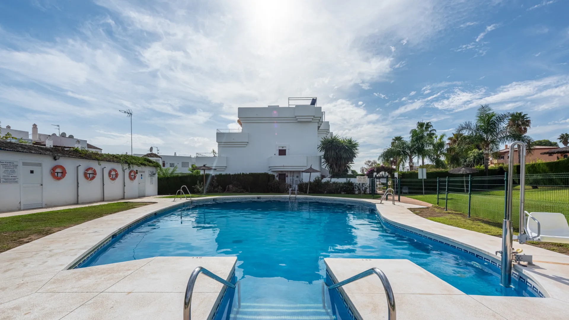 Apartment in El Paraiso for sale