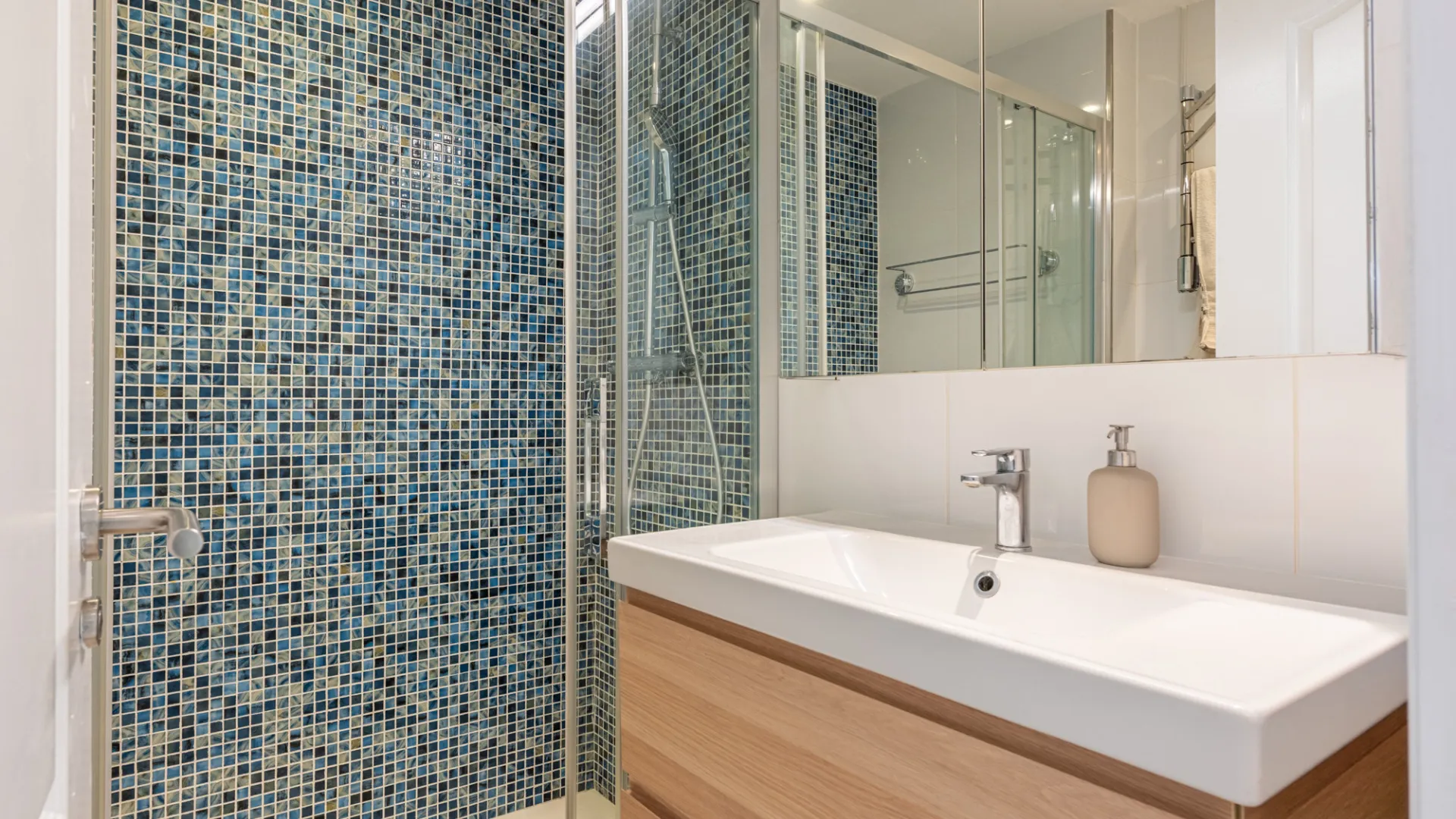 Apartment in El Paraiso for sale
