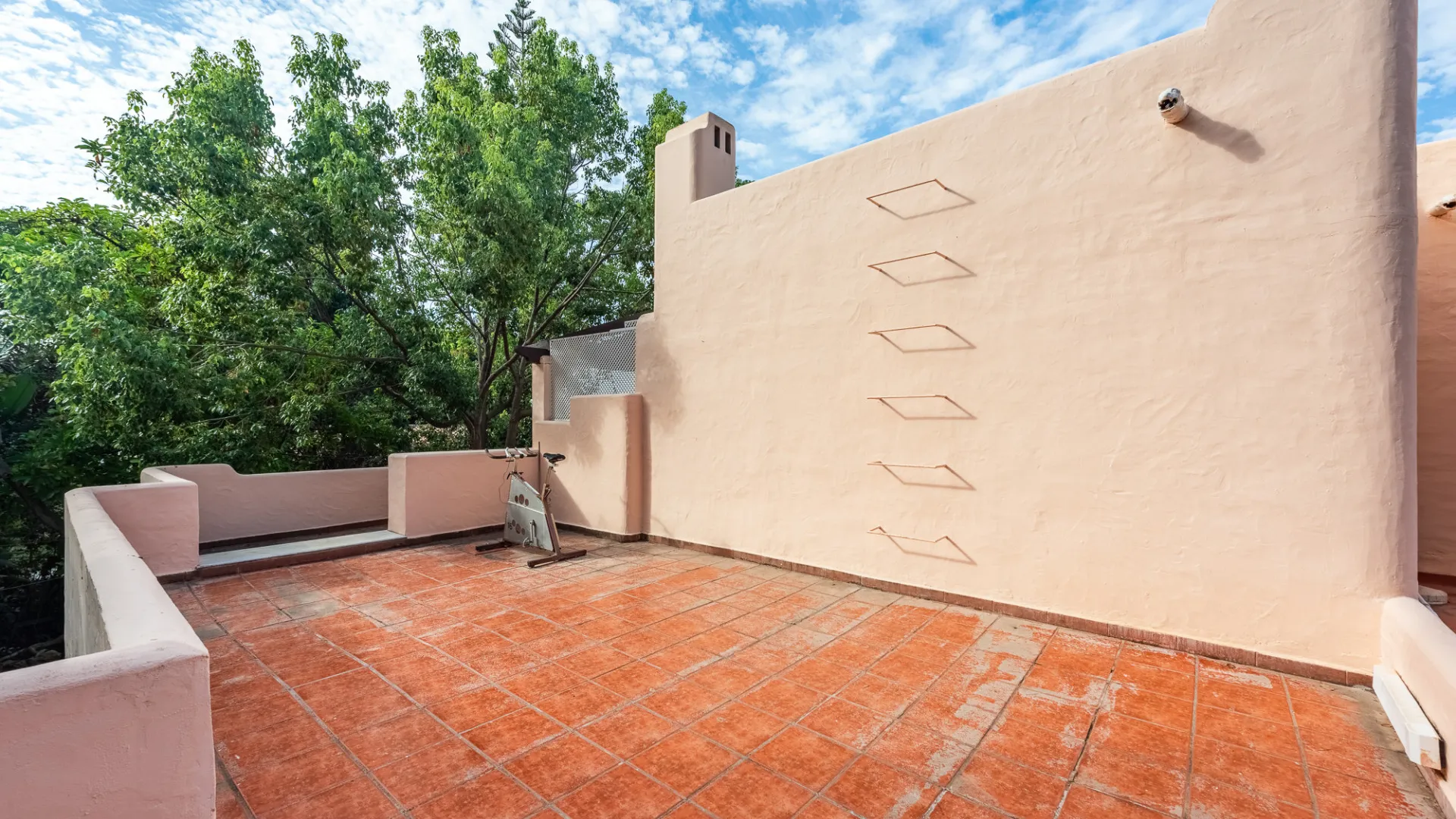 For sale 4 bedrooms villa in Paraiso Barronal