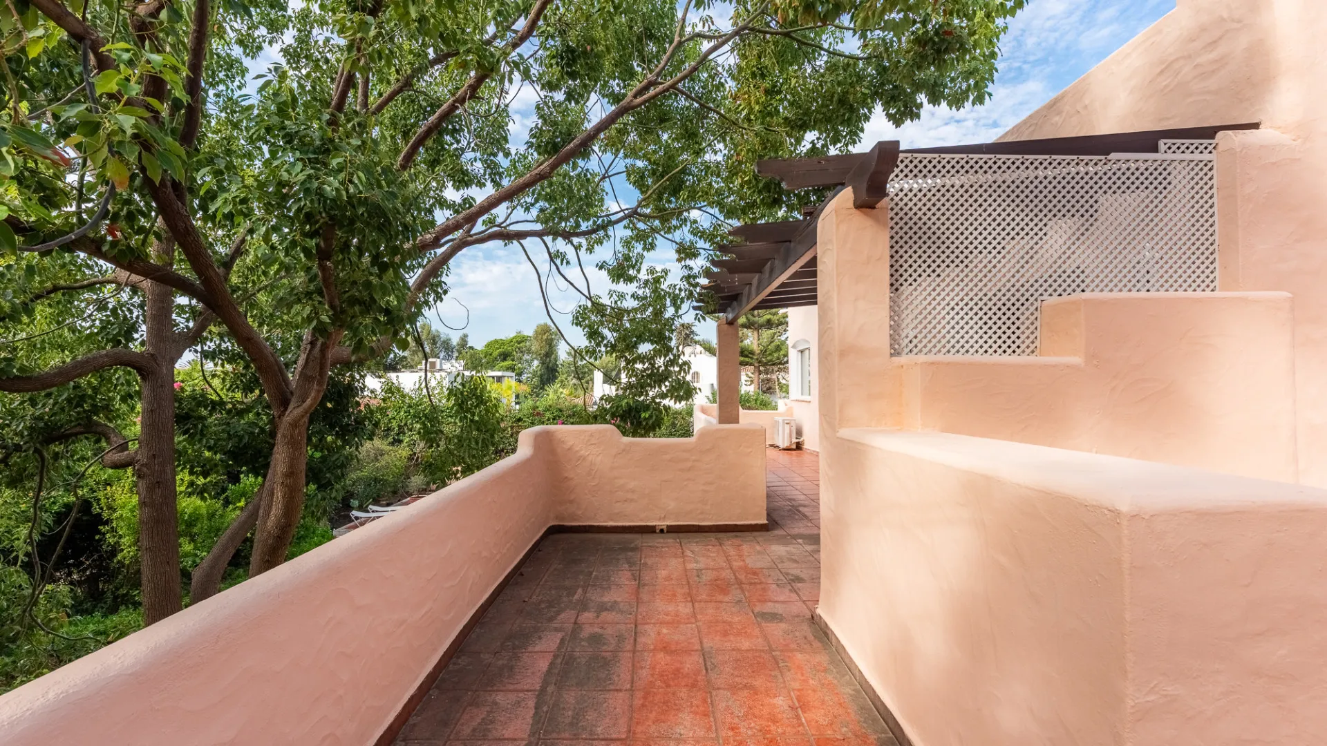 For sale 4 bedrooms villa in Paraiso Barronal