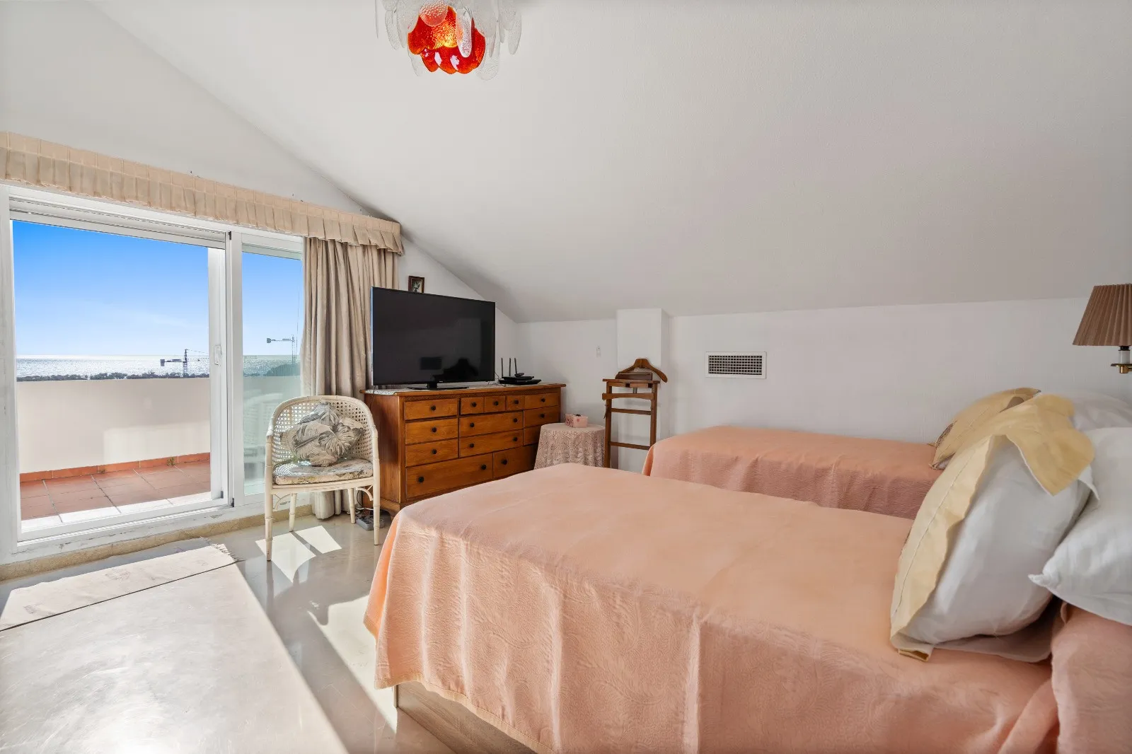 For sale penthouse in San Pedro de Alcantara with 3 bedrooms