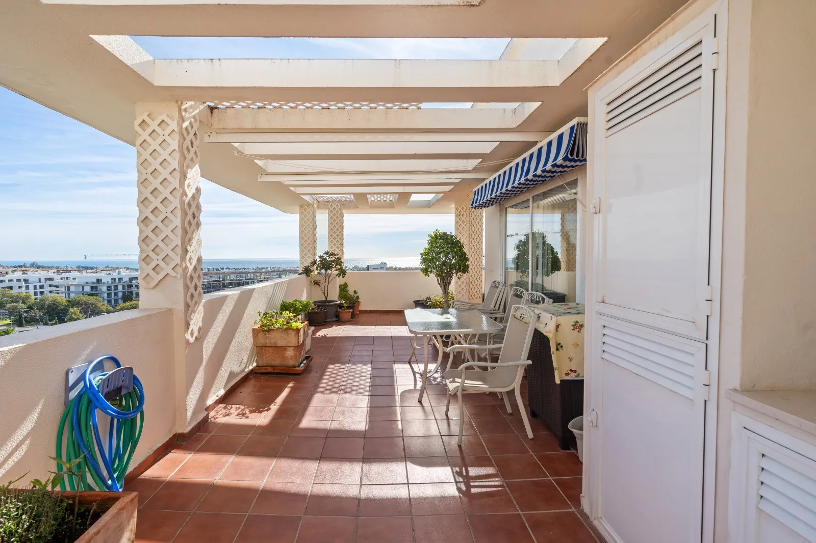 For sale penthouse in San Pedro de Alcantara with 3 bedrooms