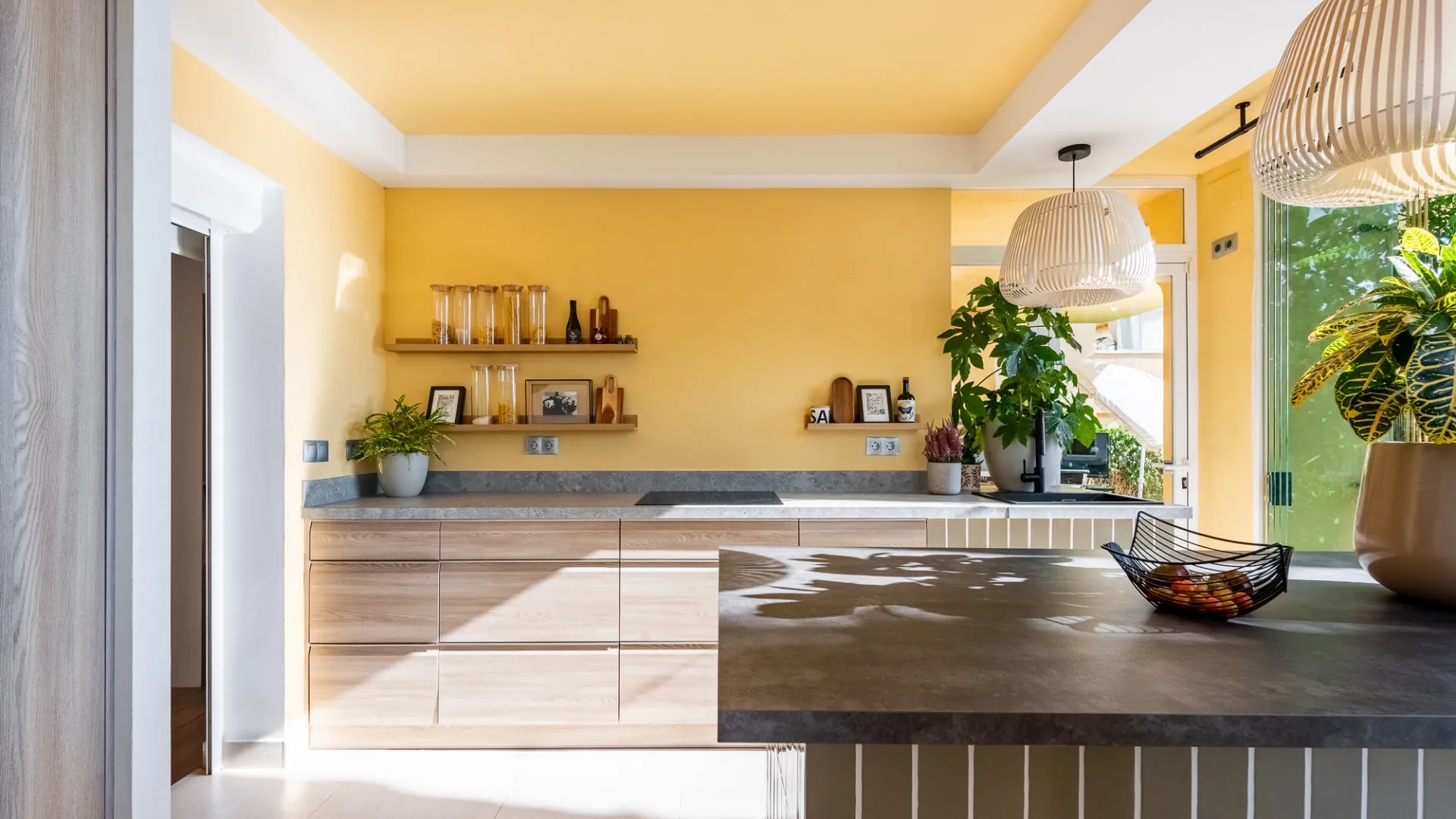 For sale Cumbres del Rodeo apartment with 3 bedrooms