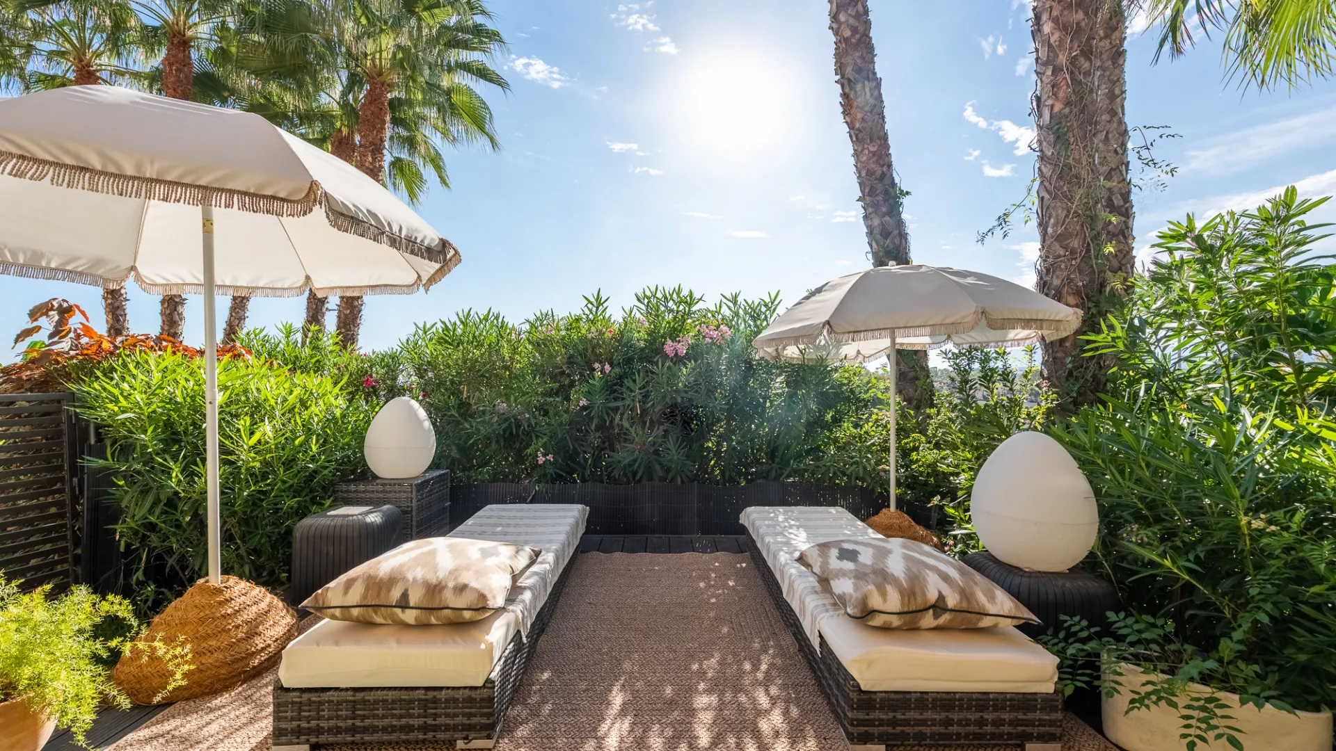 For sale Cumbres del Rodeo apartment with 3 bedrooms
