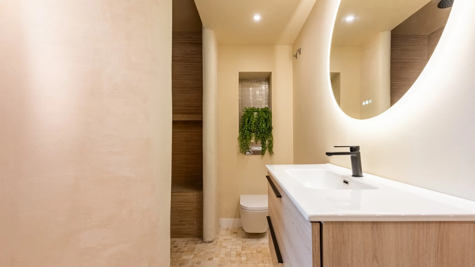 For sale Cumbres del Rodeo apartment with 3 bedrooms