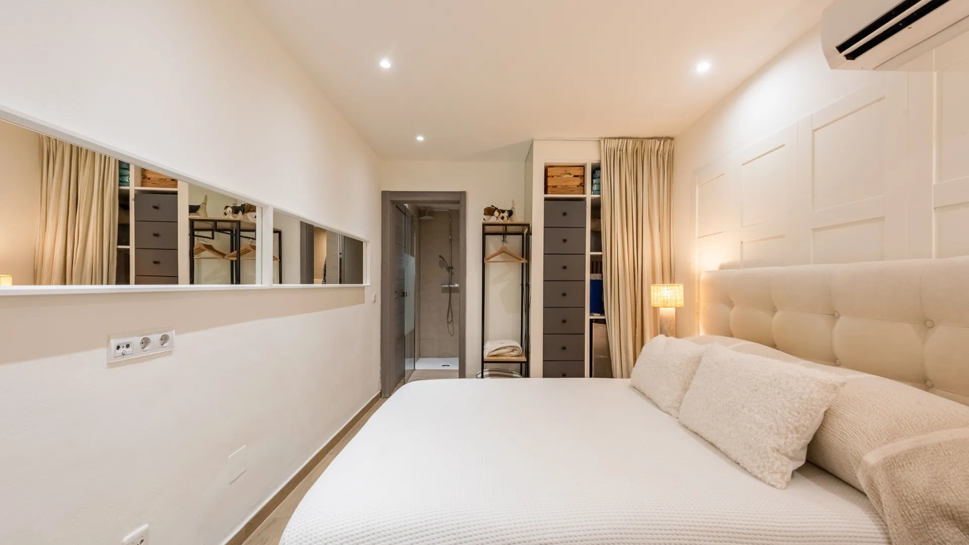For sale Cumbres del Rodeo apartment with 3 bedrooms