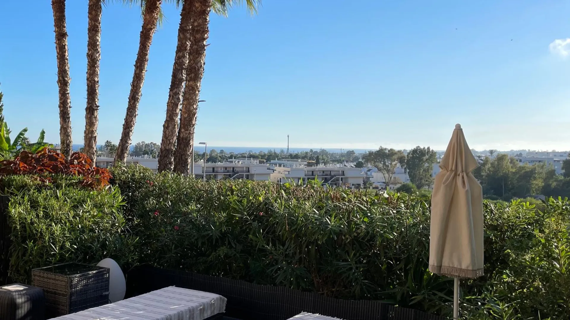 For sale Cumbres del Rodeo apartment with 3 bedrooms