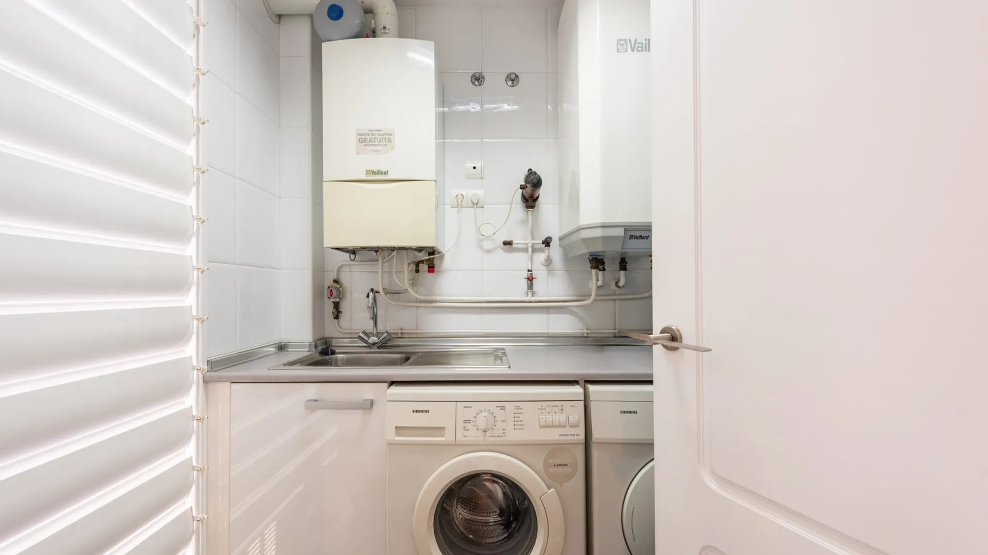 Comprar apartamento en La Corniche de 3 dormitorios