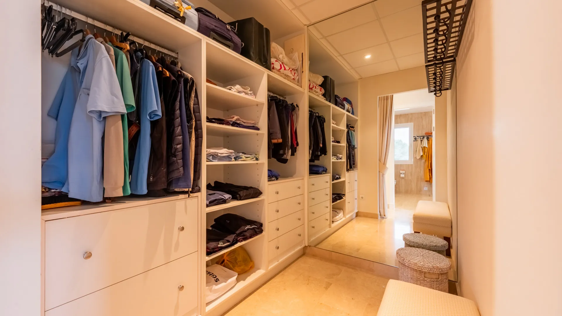 Comprar apartamento en La Corniche de 3 dormitorios