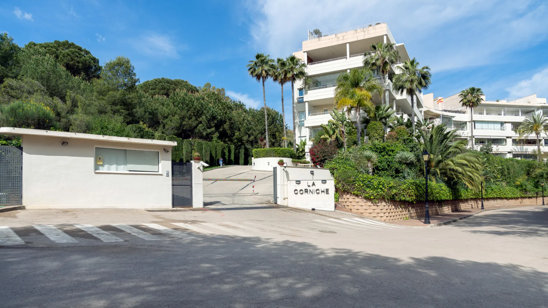 Comprar apartamento en La Corniche de 3 dormitorios