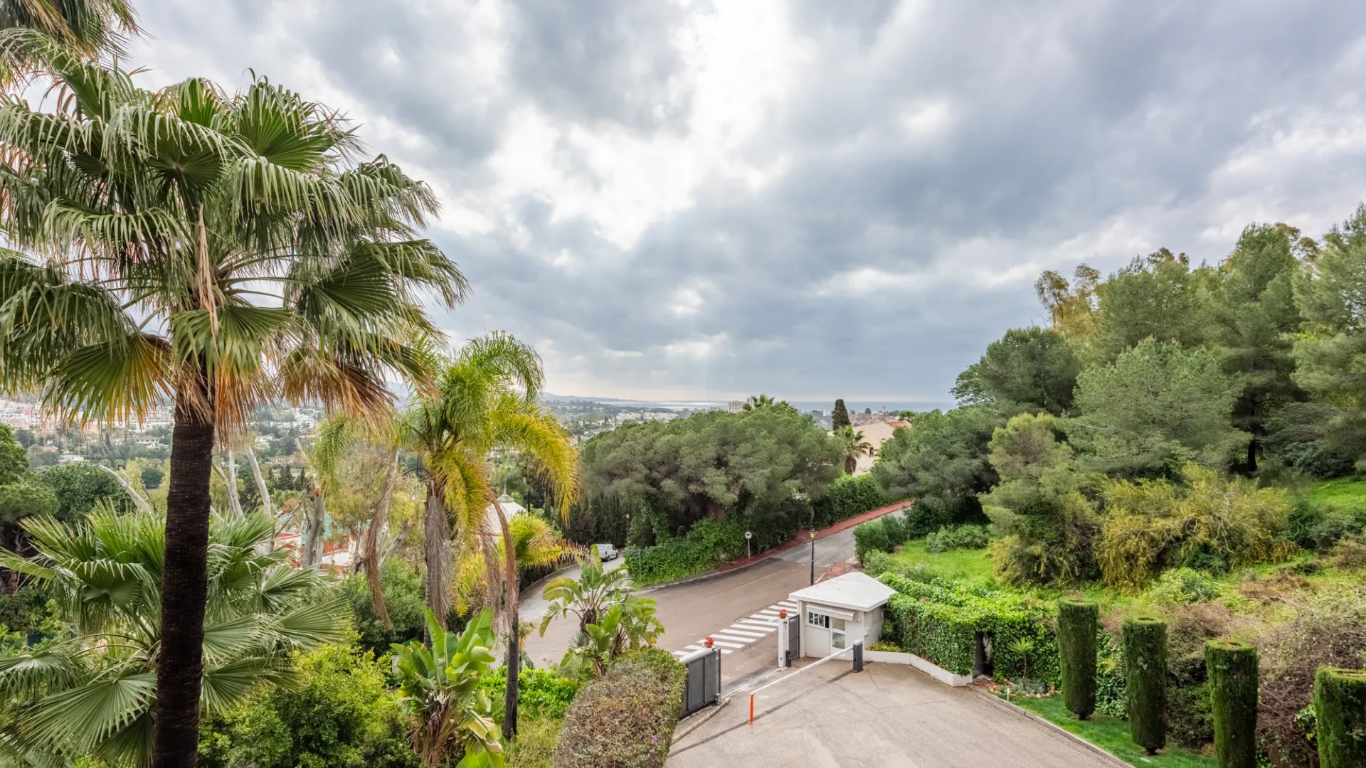 Comprar apartamento en La Corniche de 3 dormitorios