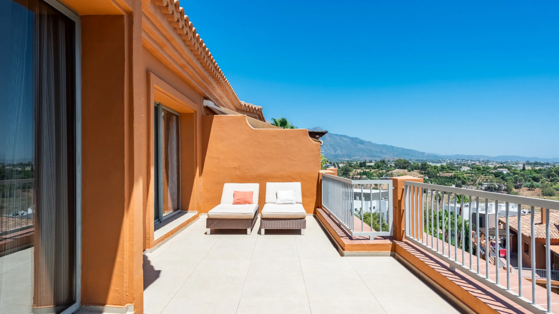 Benatalaya 3 bedrooms penthouse for sale