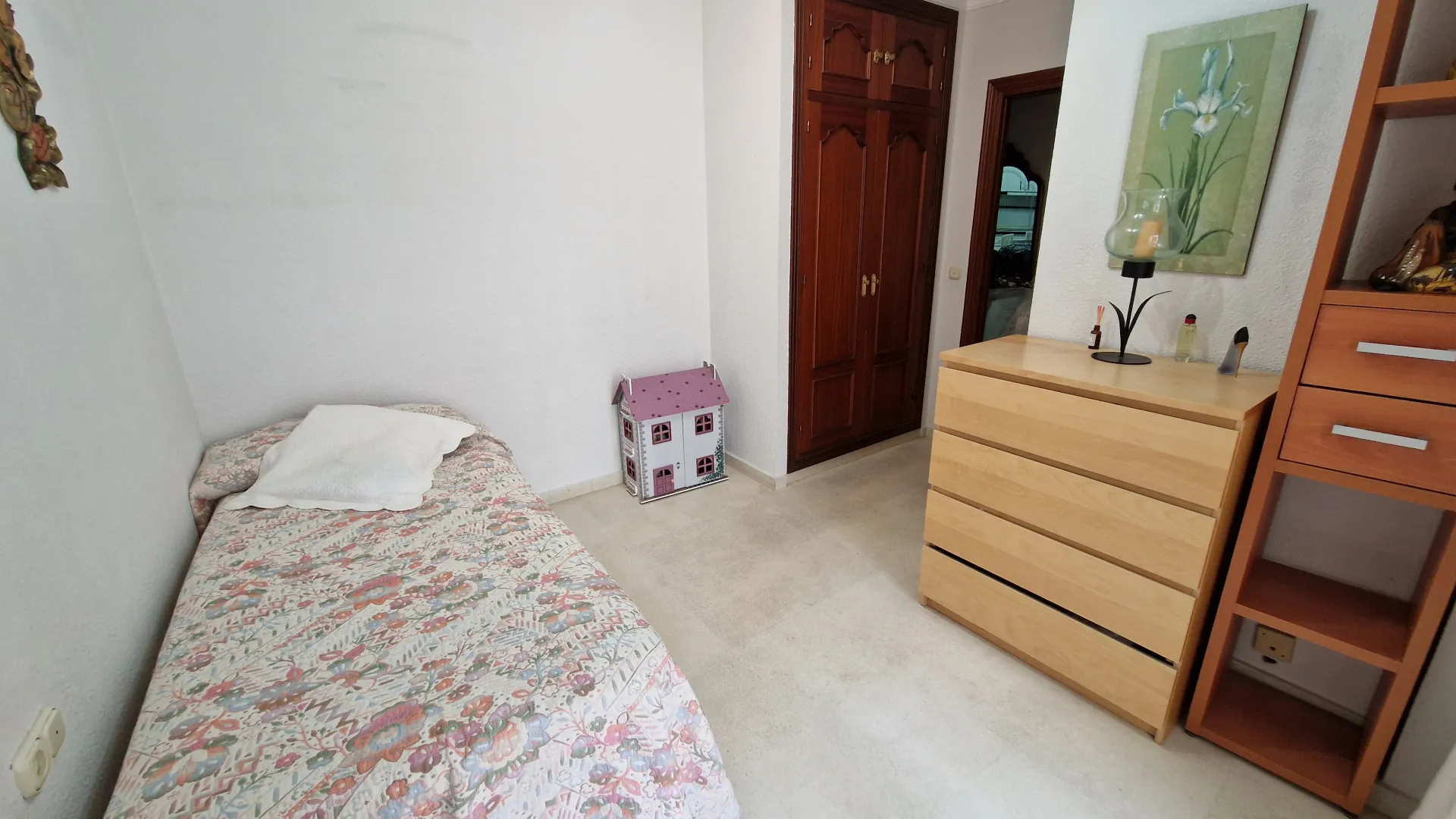 Estepona Town 2 bedrooms apartment for sale