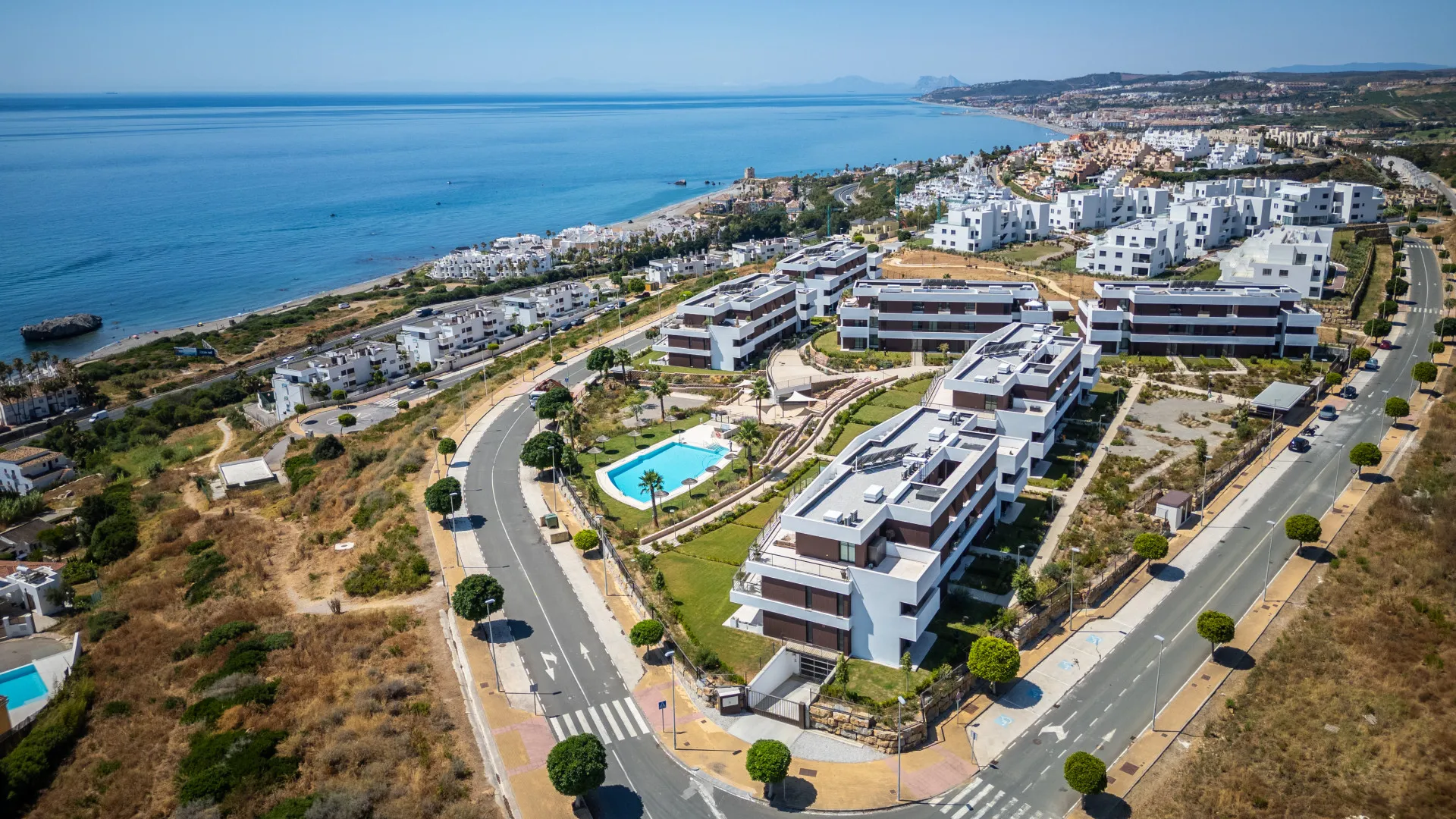 For sale ground floor apartment in Camarate Golf