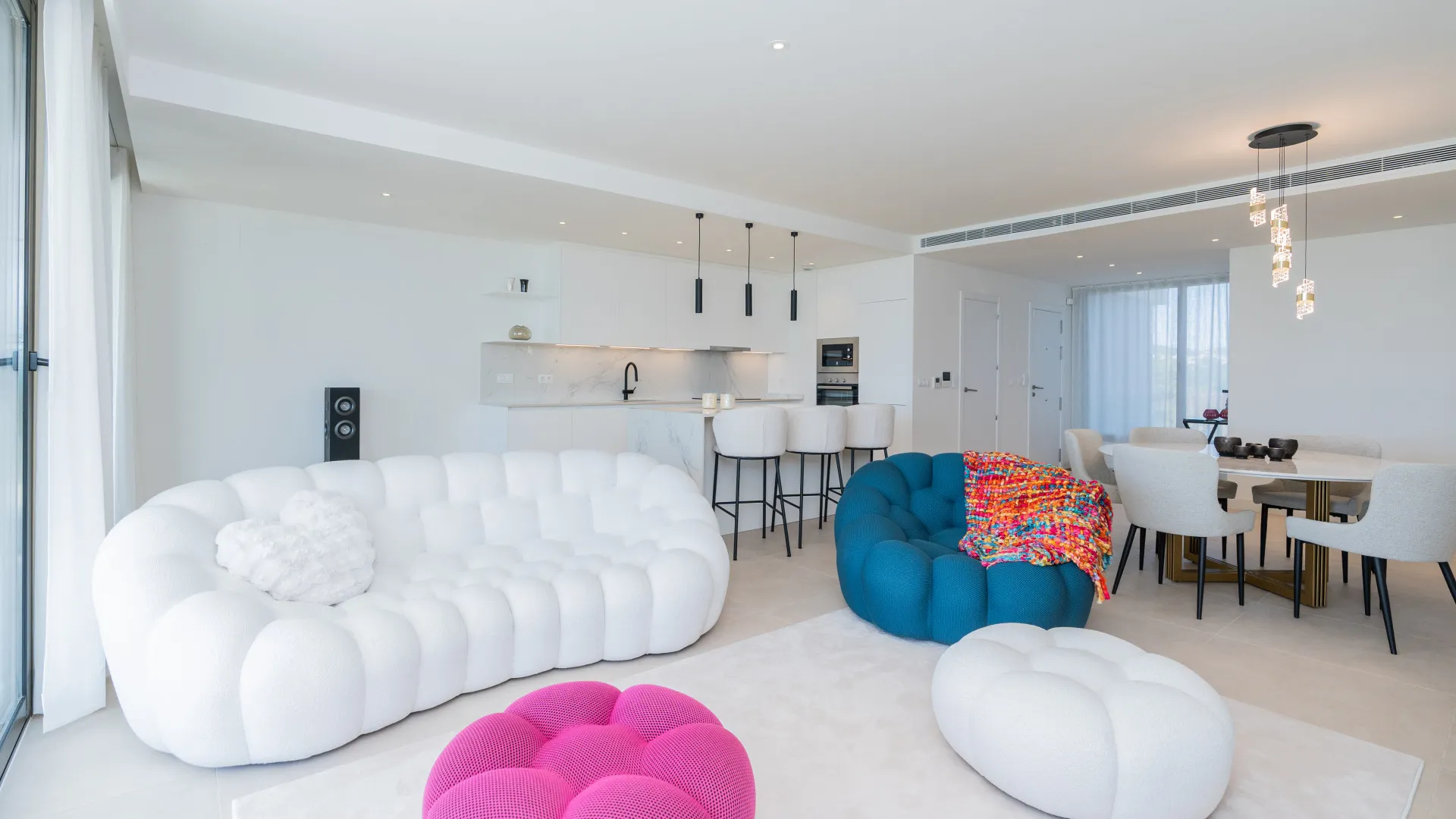 For sale ground floor apartment in Camarate Golf