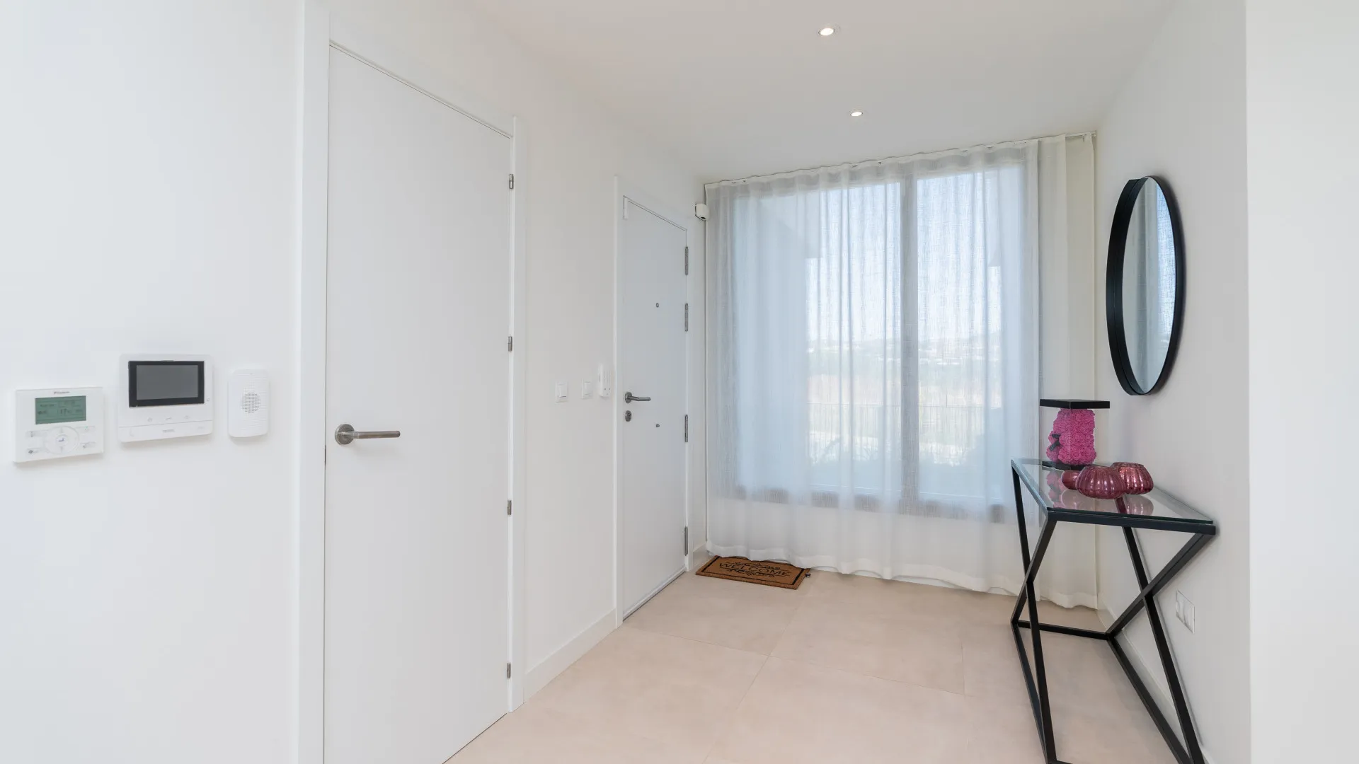 For sale ground floor apartment in Camarate Golf