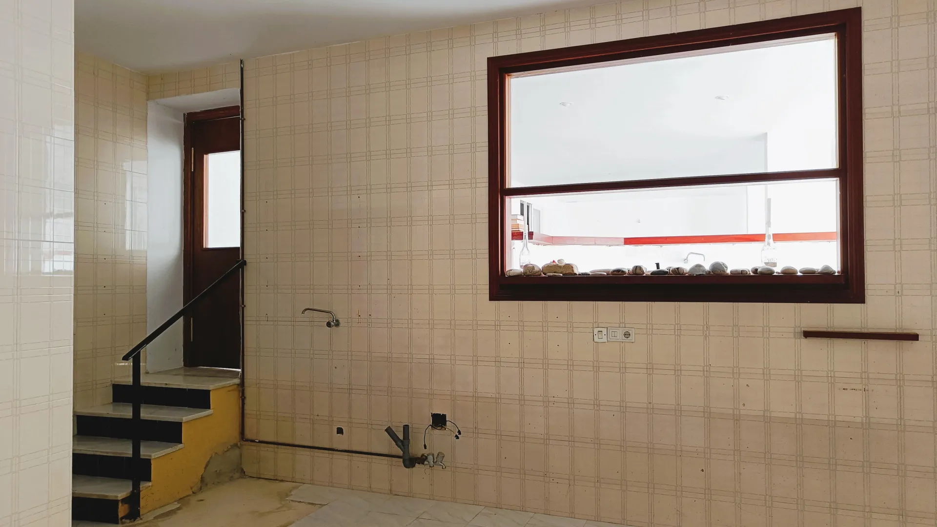 Commercial premises with 1 bedroom for sale in Bahia Dorada